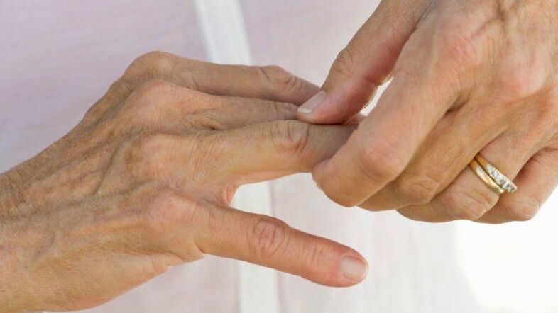Finger's combinations do damage in what diseases